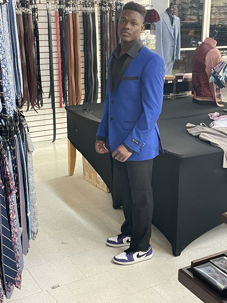 A new tradition started tonight, send the seniors out with a suit! 

#ThankYou