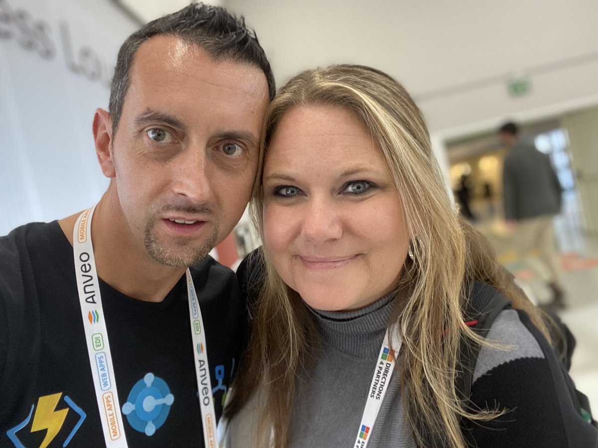 demiliani's tweet photo. @1ShannonMullin1 @myNAVblog @DuilioTacconi @DirectionsEMEA Here it is 😂🙌🏻 #werocks https://t.co/frvc8GKFLT