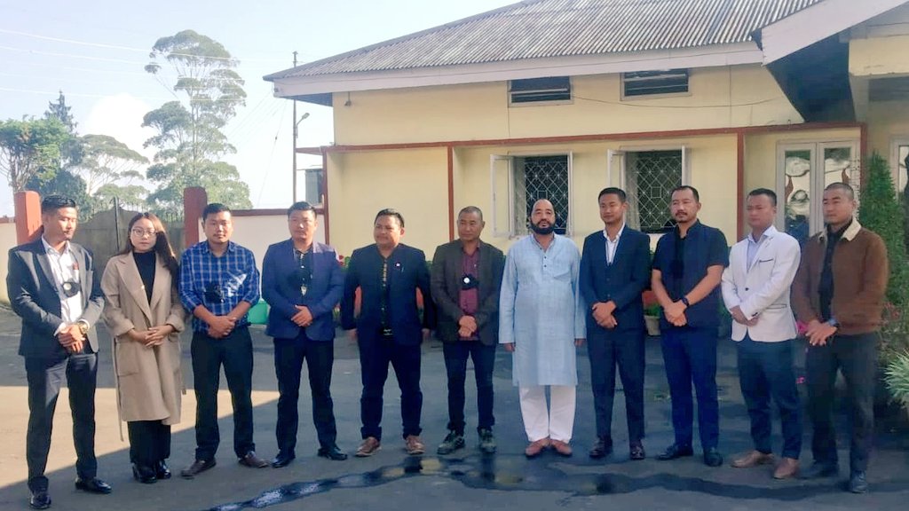 It was a pleasure to meet the representatives of the Angami Students' Union today in Kohima and extend my best wishes for the ongoing 21st edition of the NSF Martyrs' Memorial Trophy on the theme "Goal for Peace" which is being excellently organised by the ASU.

<a href="/MyGovNagaland/">MyGov Nagaland</a>