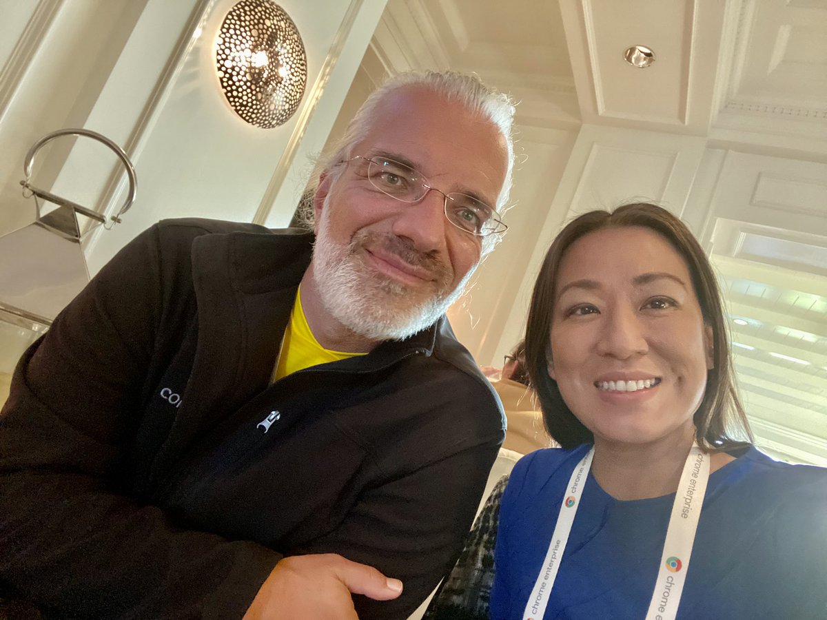 sandraklo's tweet image. A rare 90 minutes of bonding time reveals that @Holgermu1 indeed has emotions 🤣🤣 and a great hair routine 😉 #CCE2021