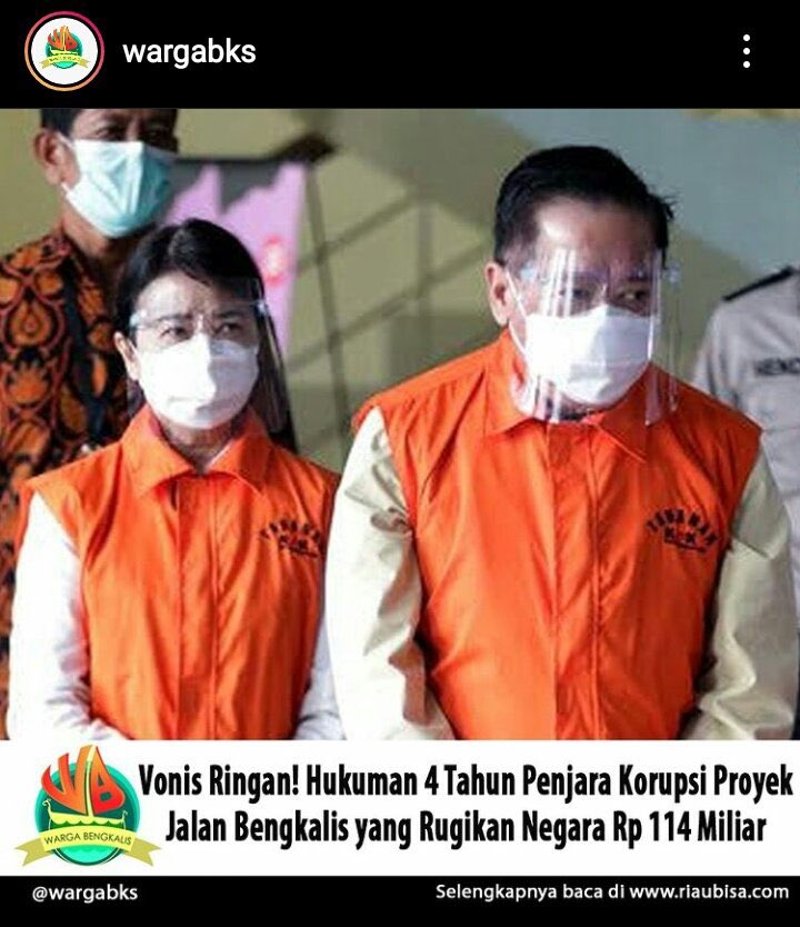 AREAJULID's tweet photo. Dis! Hukum tajam ke bawah, tumpul ke atas https://t.co/rVK07IwFCT