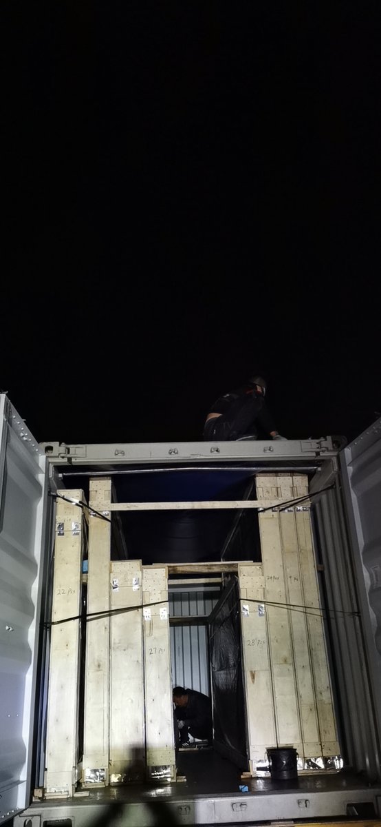 SunnyZong12's tweet photo. Loading Open Top Container this evening.
Whatsapp: +8619931917735.
#loadingcontainers #glassprocessing #extraclearglass #lowironglass #ultraclearglass #flutedglass #reededglass #buildingglass #showerscreens #slidingglassdoor #glassfacade #storefront #shopfacade #glasswall https://t.co/GWm0jvpWDK