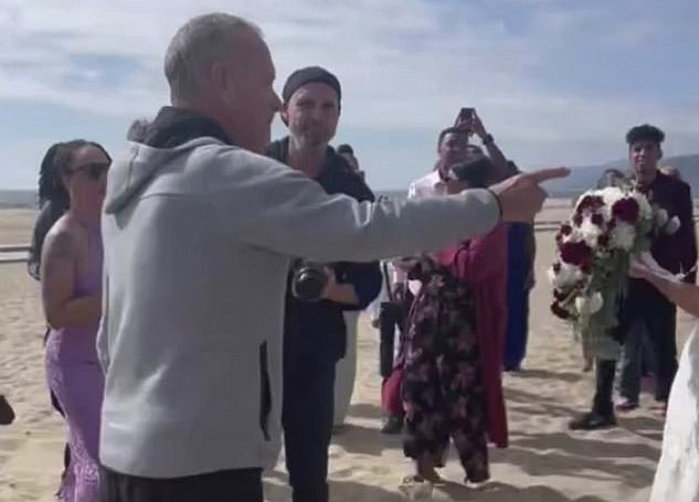 bestgug's tweet photo. Tom Hanks gives two brides a shock as while crashing their wedding in Santa Monica... as he calls it 'one of the most beautiful ceremonies' he's ever seen

Tom had been watching the ceremony from afar and was so moved by it that he decided to approach the couple afterward https://t.co/2auKJnCfNy
