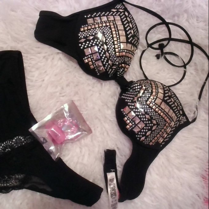 PINK vs VICTORIA by @sinctyblkdmd https://t.co/ZJ95lb6DsB Find it on #ManyVids! https://t.co/L1QkqNY<a class="tags" href="/tag/sinctyblkdmd">@sinctyblkdmd</a><a href="/tag/manyvids"class="tags"><span>#manyvids</span></a>