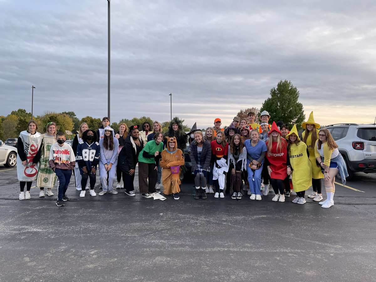 Trick or Treating for canned goods was a huge success! All donations went to Lee’s Summit Social Services!