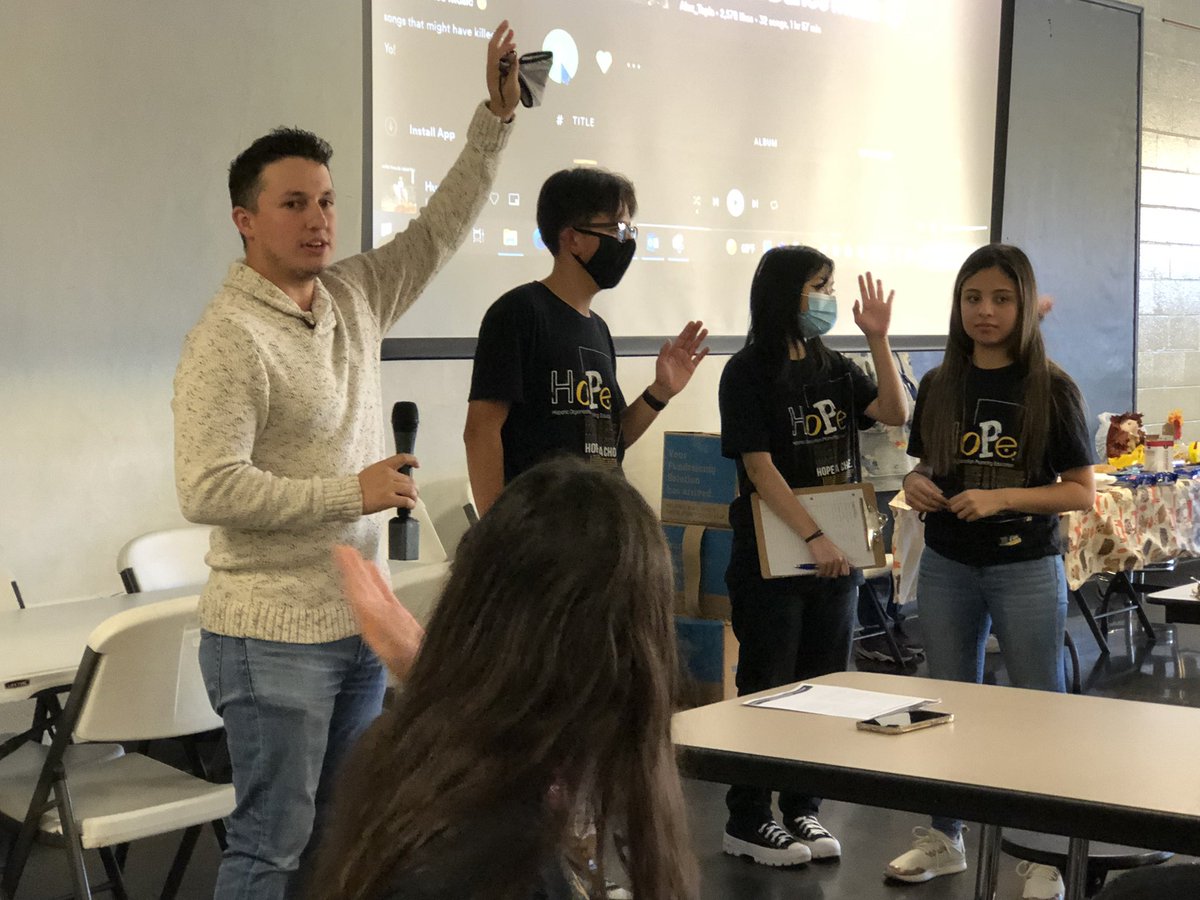 Whhs_SpanishRC's tweet photo. Our Hope Club meeting today was a success! We had an awesome surprise! David Araya came to visit us! We had a blast!  Thank you to David (Hope inc president and founder) and Sebastian (Hope Marketing) for being there! @WH_Spartans @DrHathcock @ruby_rubia  #todayinsparta https://t.co/E6xCRIGeEo