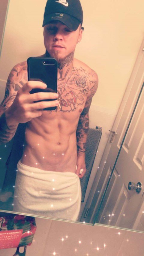 Adonis Lounge tweet media