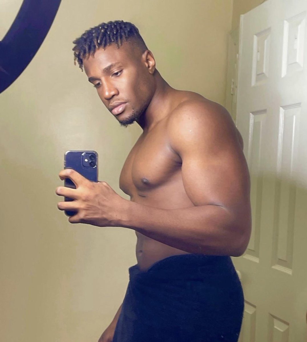 Adonis Lounge tweet media