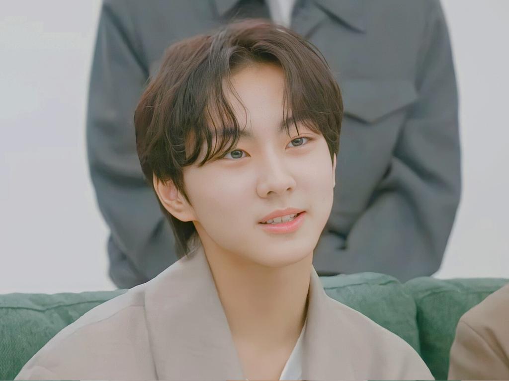 jaywonspics's tweet photo. so pretty #jay #jungwon https://t.co/3C8YVjEDFZ