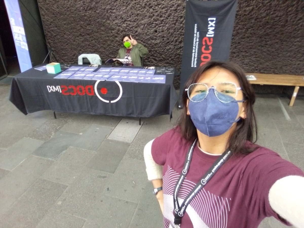 DocsMX's tweet photo. Cada elemento de #16DocsMX fue esencial para crear grandes experiencias, por eso queremos agradecer en este post a todos nuestros voluntarios, sin ustedes no hubiera sido posible las sonrisas, lágrimas, el gozo y las nuevas formas de ver el mundo. https://t.co/XBqoDA5QAD