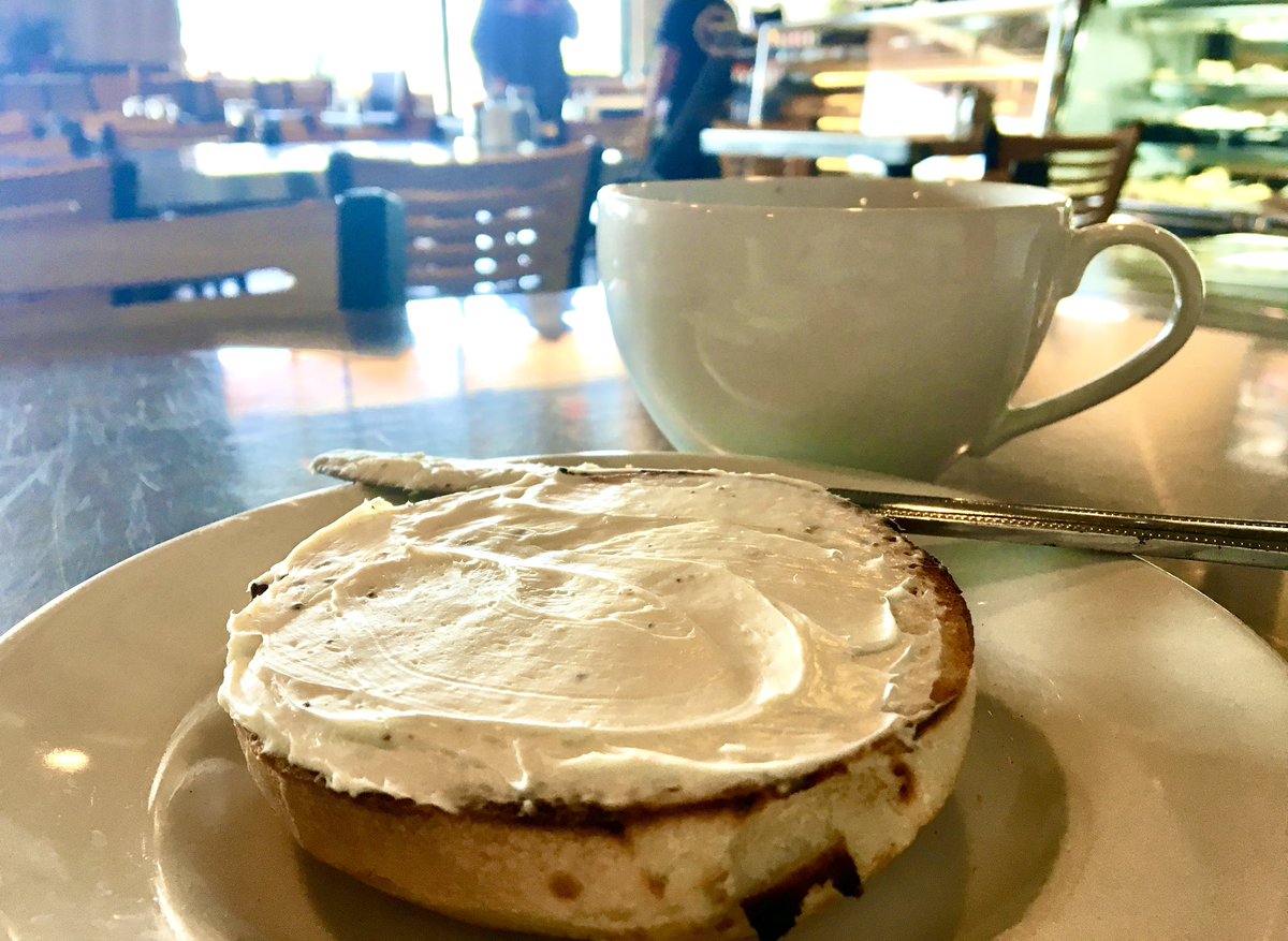 ScottsGenPHX's tweet photo. @MakaylaEPerkins We gotchu 🥯 https://t.co/yUY4ff54bo