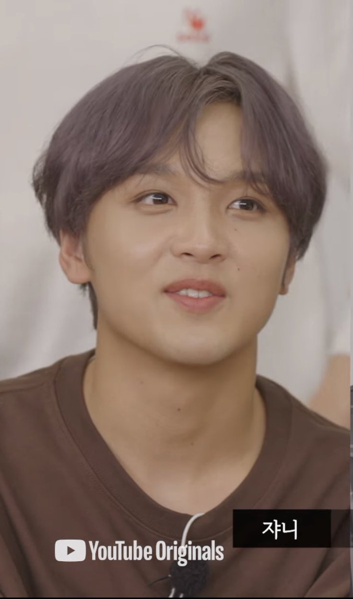 hycklab's tweet photo. johnny said haechan, doyoung and taeil did a lot of deducing for the analog trip!! haechan’s proud face when he was mentioned 🥺 https://t.co/CRqppT0hil
