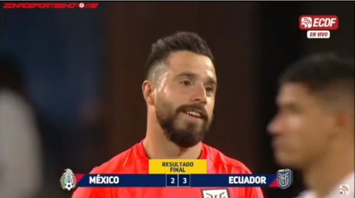 AlexSsj_'s tweet photo. @LaTri 
Que lindo partido muchachos bien jugado y muy buenas emociones les felicito 
Y gracias por el regalo 🇪🇨❤🇪🇨❤🇪🇨❤🇪🇨 https://t.co/mPGr2vuNAp