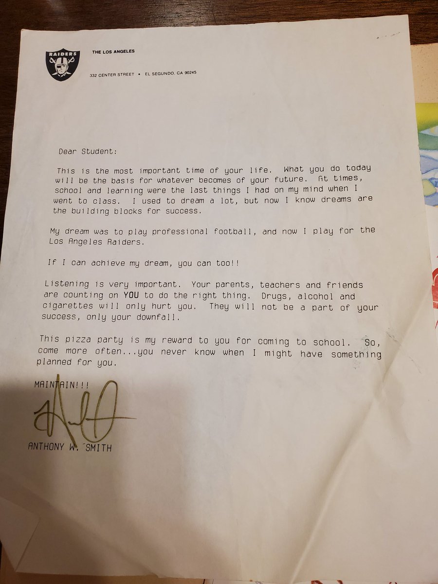 GoEvl's tweet photo. @CrimeInSports @Jimmypisfunny @WhismanSucks 

Remember you did that episode on Anthony Smith and I tweeted that his mother was my teacher. Look what I just found. ROFL https://t.co/kXnRHuw8GP