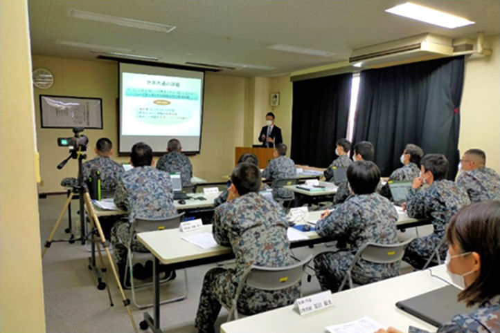 komaki_airbase's tweet photo. #航空自衛隊 の衛生職域隊員は、#小牧基地 にて2日間にわたり、災害対処能力の向上を目的とした航空医療搬送訓練及び #災害診療記録 #JSPEED/ #WHO_EMT_MDS の取り扱い訓練を実施しました。
#WHO_EMT_MDS は日本の災害現場で使用される災害診療記録JSPEEDを日本から世界へと国際標準化したものです。 https://t.co/zzLfsxhTVO