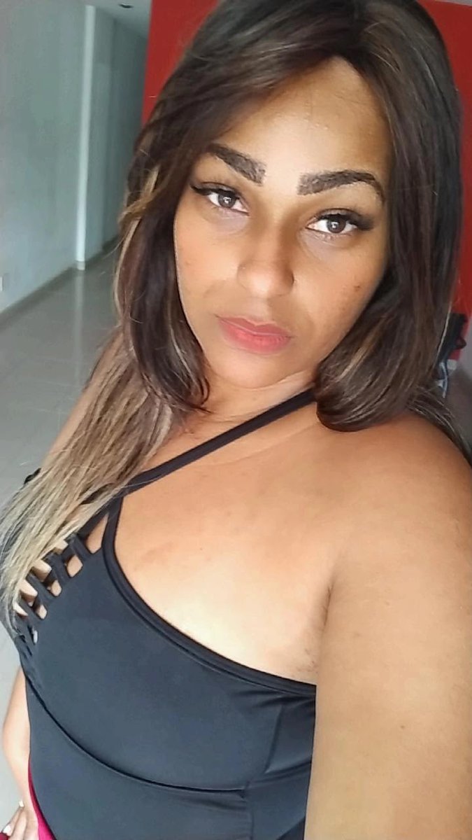 Allinethebest's tweet photo. Parabéns pra mim 🥳🥳🥳 Hoje quero dedicar meu profundo agradecimento a Deus por mais um ano de vida.Sinto me presenteada por pensar que passou mais um ano.Noto o quão abençoada eu sou quando vejo minha família e tudo o que construí.Obrigado por sempre acompanhar meu caminho Deus https://t.co/5fL8BuCWth