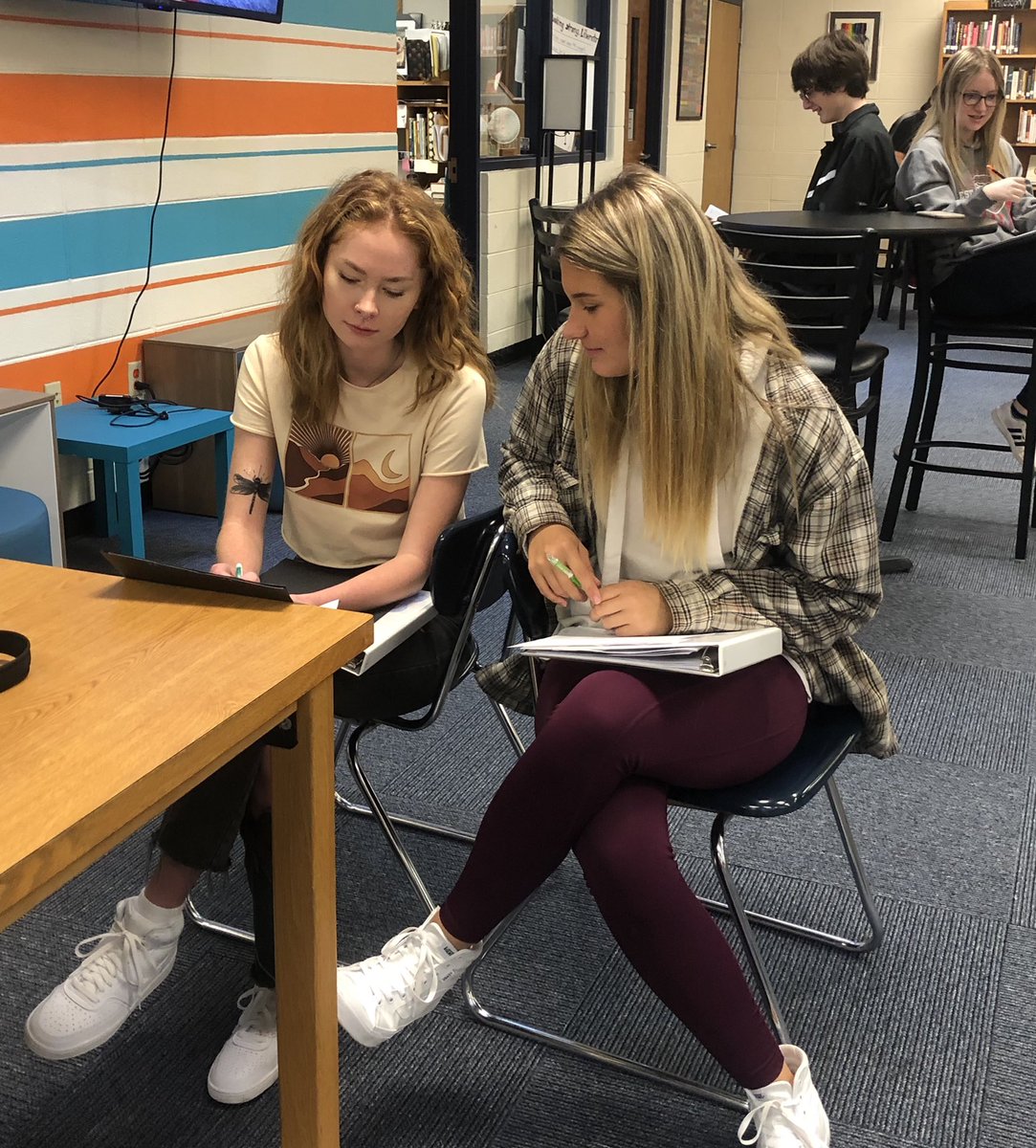 Geana Bailey Stokes (@gstokes5) on Twitter photo Communication work in Intro to Wellness class today. I love watching our students process and work. <a href="/adlugosh/">Amber Dlugosh</a> #goliberators Communication work in Intro to Wellness class today. I love watching our students process and work. <a href="/adlugosh/">Amber Dlugosh</a> #goliberators