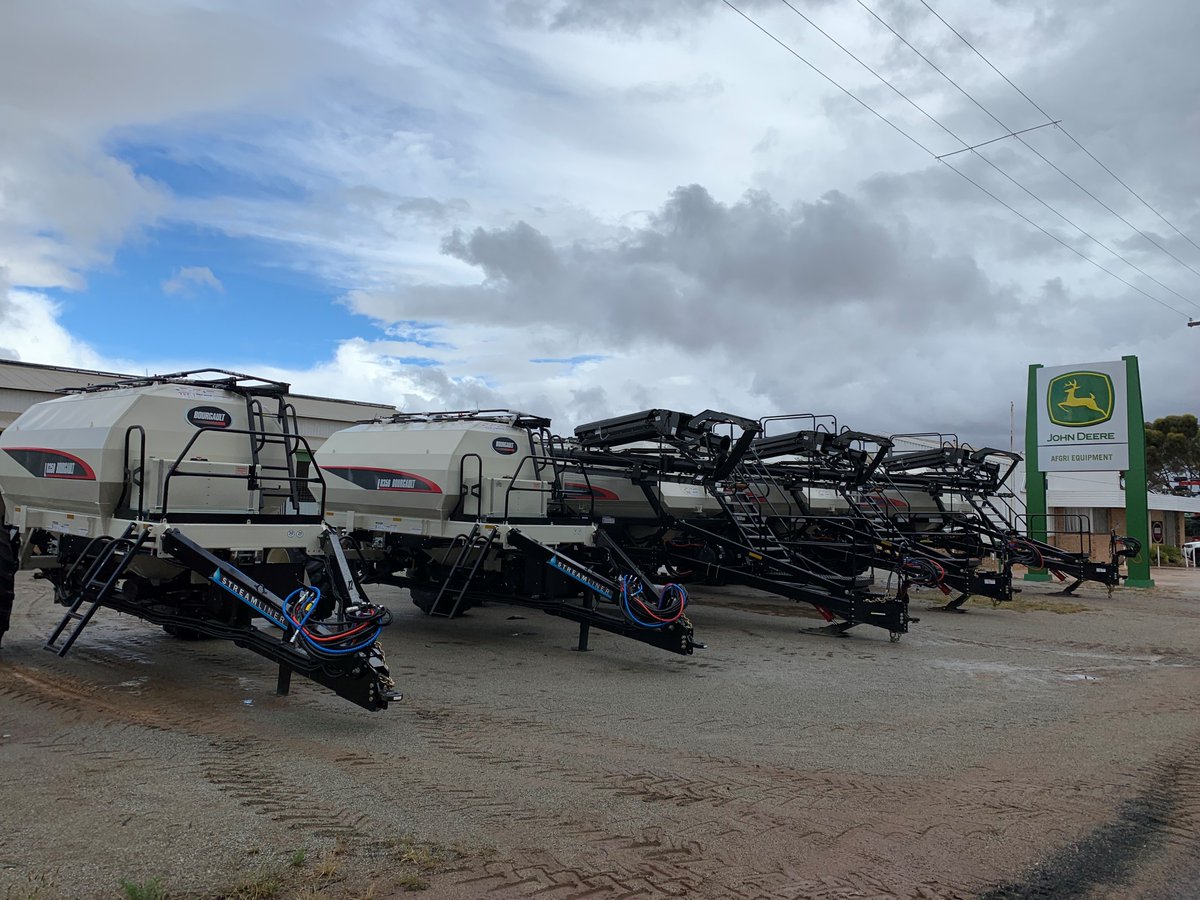 Harvest time or seeding time? An impressive display of <a href="/BourgaultAu/">Bourgault Australia</a> air carts arrived for next season at #AFGRI Lake Grace! 😎👏

#farming #ag #agriculture #agmachinery