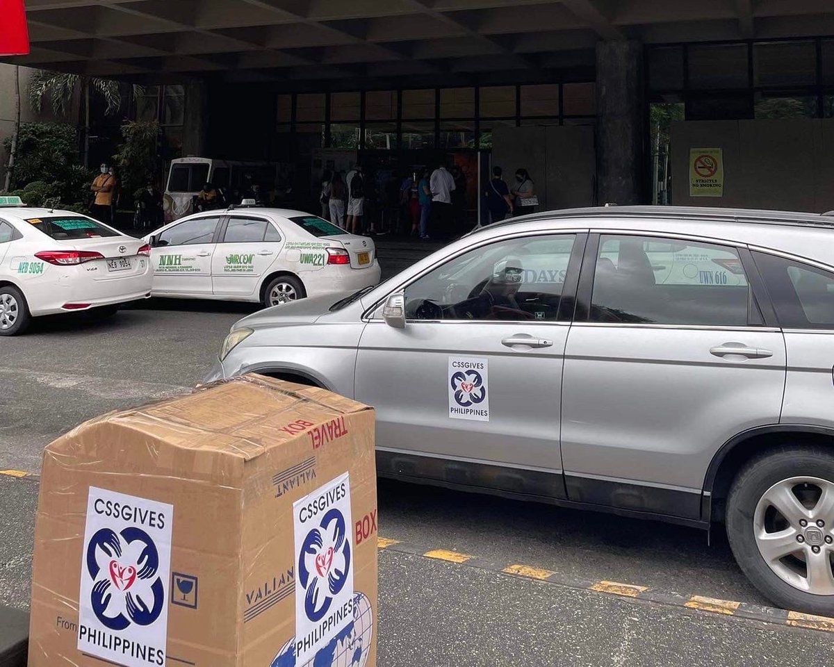 css_ph's tweet photo. Project HCW Relief today at the Philippine Heart Center. Hot and hearty meals for our Covid front line heroes
#care #Share #serve #give #Bayanihan #HCWRelief https://t.co/DN7IS1keEp