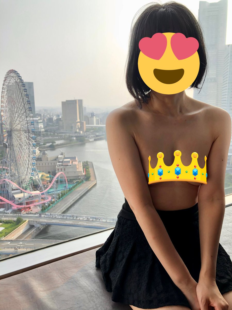 慣れてないので、お手柔らか。

#野外露出　#人妻