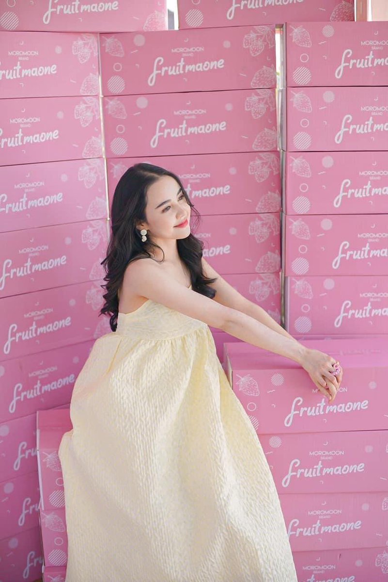 Sakaochawee's tweet photo. นั้งรอรับกระจายสินค้า วน ไปค่ะ https://t.co/QEbnICpDBn
