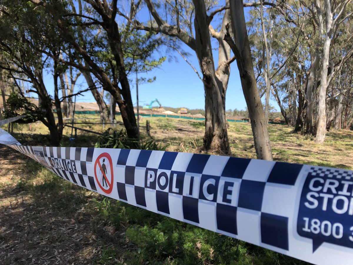 #Breaking Several items have been uncovered at the former Nords Wharf Scout Camp following a 3-day dig. Detectives investigating the disappearances of Amanda Robinson and Robyn Hickie have told us “certain exhibits have been collected and will be analysed”. Details <a href="/nbnnews/">NBN News</a> at 6.