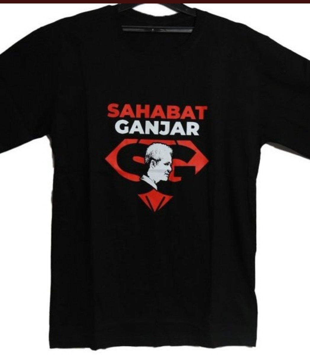 Ada lima buah kaos dari sahabat Ganjar khusus unk pendukung pak Ganjar Pranowo.

Caranya cukup erte, like dan baIas twet saya ini dengan:
#93tahunSPdan53tahunGP
Budaya Pemersatu Bangsa.

GA ditutup jam 20.00 nanti malam. 
Semangat, Terimakasih.🔥