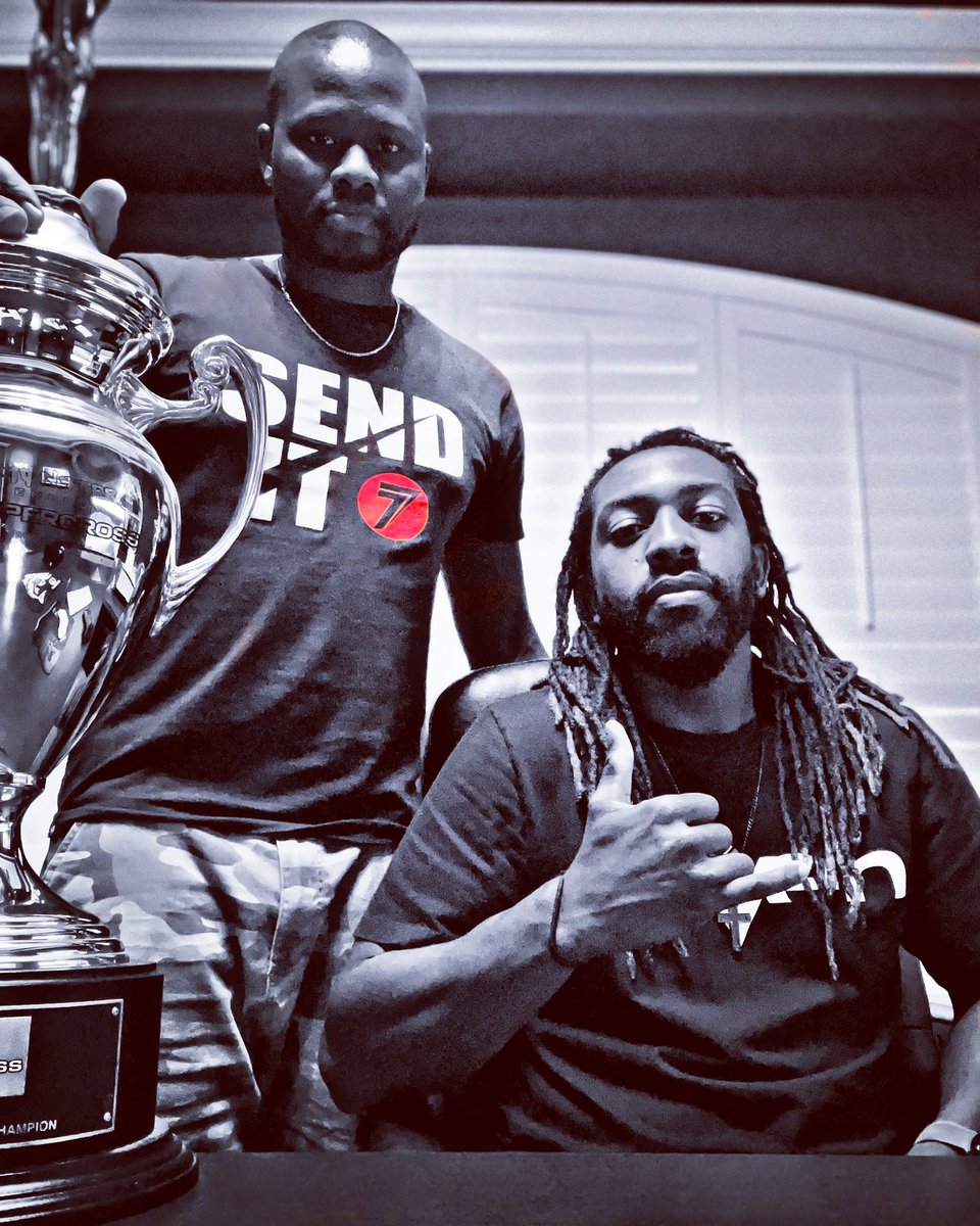 purvisadamsonjr's tweet photo. It’s My DawG #Birthday Help Me Wish My Lil’ Cuh @Predator_34 a #HappyBirthday #MalcolmSTEWART #RedefiningLimits #SeVenMX #7dot https://t.co/dt5scEmlxN