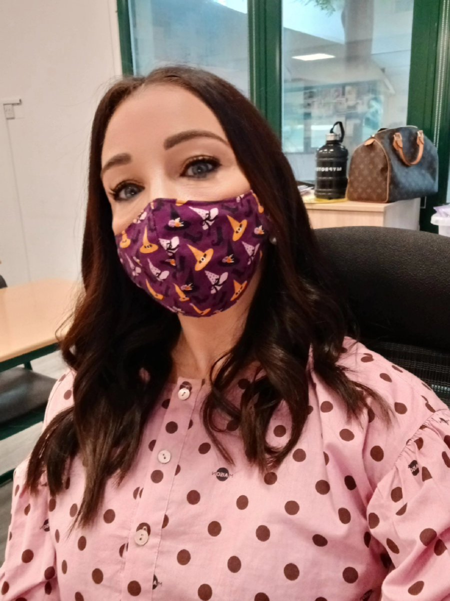 Halloween witches meets #pinkshirtthursday #pinkshirt <a href="/MrAndiPrice/">Andi Price</a> #educatorsinpink #breastcancerawareness