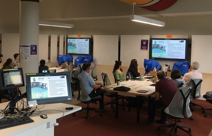 McMadLab tweet media