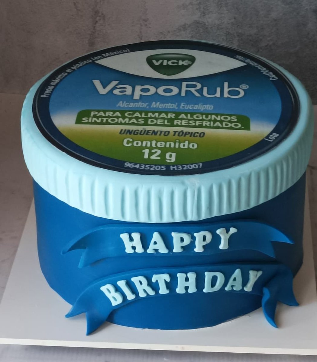 CaprichitosDYB's tweet photo. Torta para Lara! Idea super original
Te invito a que nos sigas por Ig nos encontrás como caprichitos dulces
Pedidos con anticipación
Hacemos mesas para cumples, eventos, casamientos y reuniones.

#vickvaporub #vaporub #torta #cake #bycaprichitos #cakes  #cumpleanos #Original https://t.co/ZTWGmBeCOQ