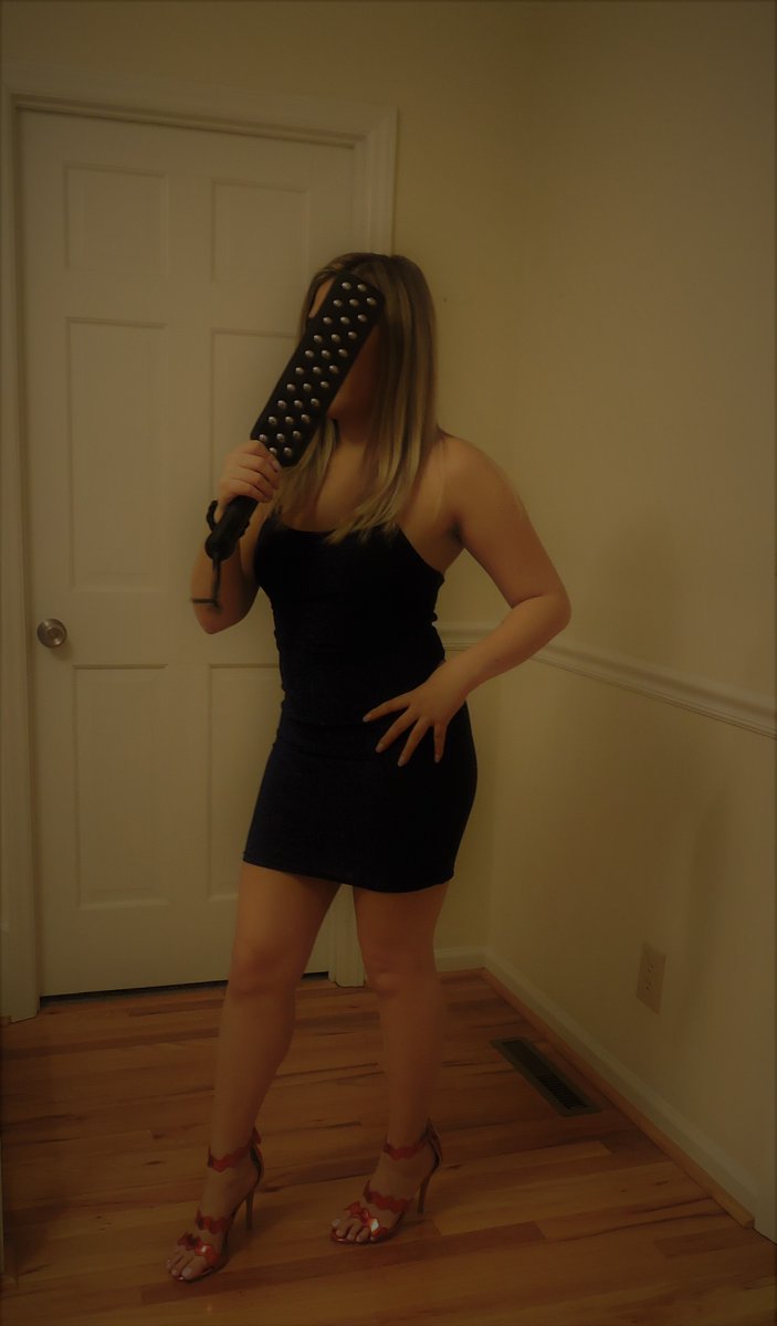 ShelleRivers's tweet image. i don’t deserve to cum because I’m a slave whose selfish pleasure doesn’t matter. I’m supposed to serve and give pleasure. Whether i cum or not is irrelevant.