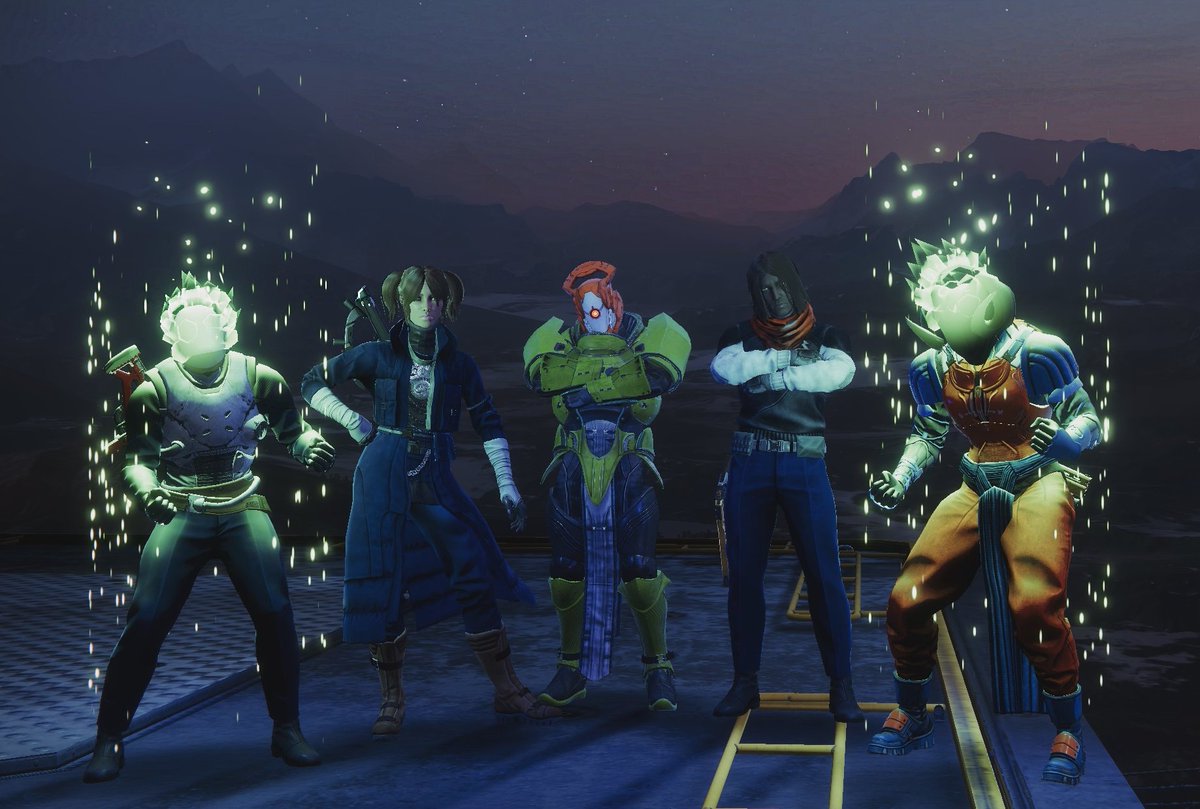 crit_d2's tweet photo. Their fashion levels are over 9000! Find out what happens next TWAB on... #FOTLFashion2021 @DestinyTheGame @Bungie @Cozmo23 @A_dmg04 #DBZ #destinyfashion #Destiny2 https://t.co/BsQOMAle4W