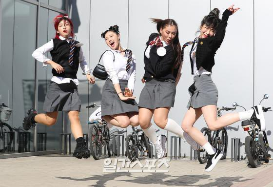 WAIT THEY'RE SO CUTE!!!