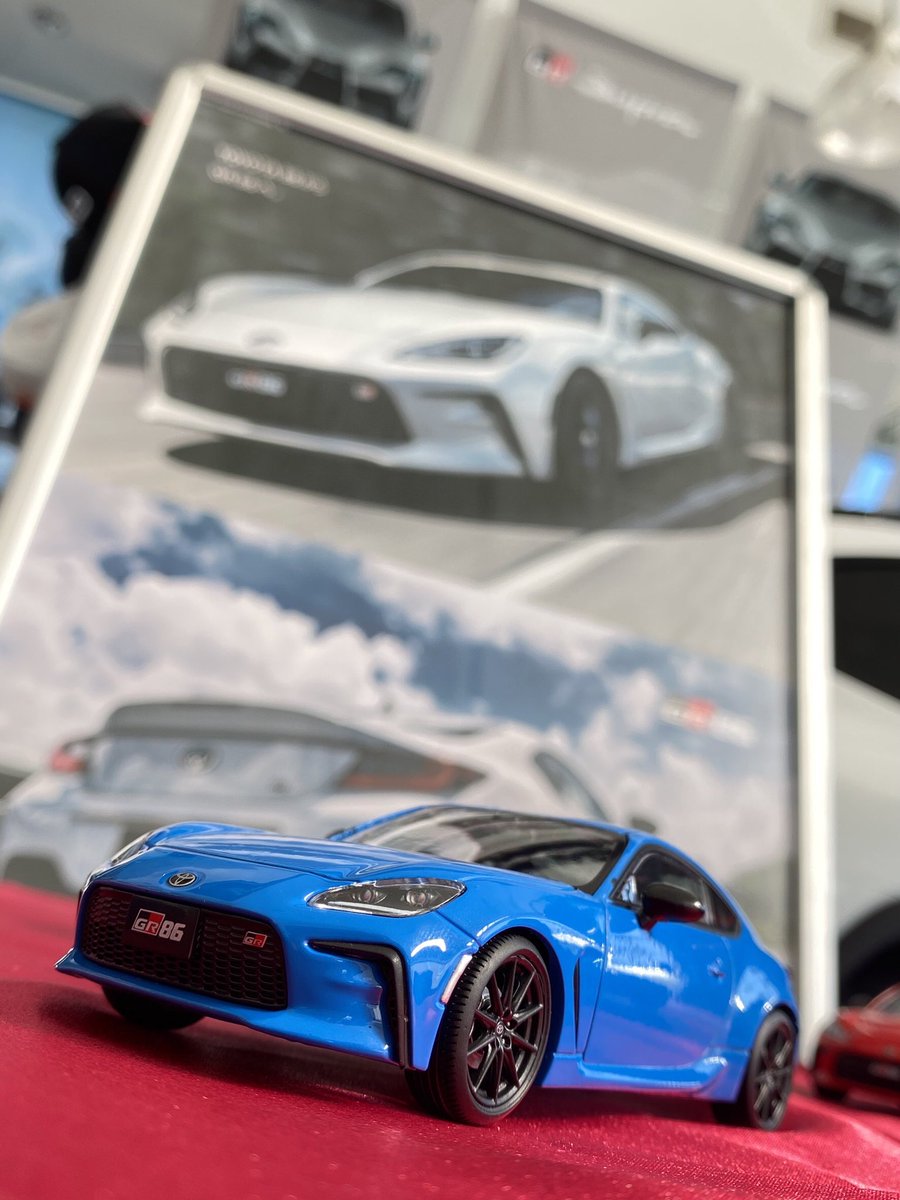 NetzSuruga's tweet photo. カタログ届きましたよ〜！🚙
#新型86
#86 #toyota86
展示車、試乗車、注文納期等は完全に未定です。
だいたいも分かりません😭
お楽しみにっ！⭐️ https://t.co/WoYlgdjUYh