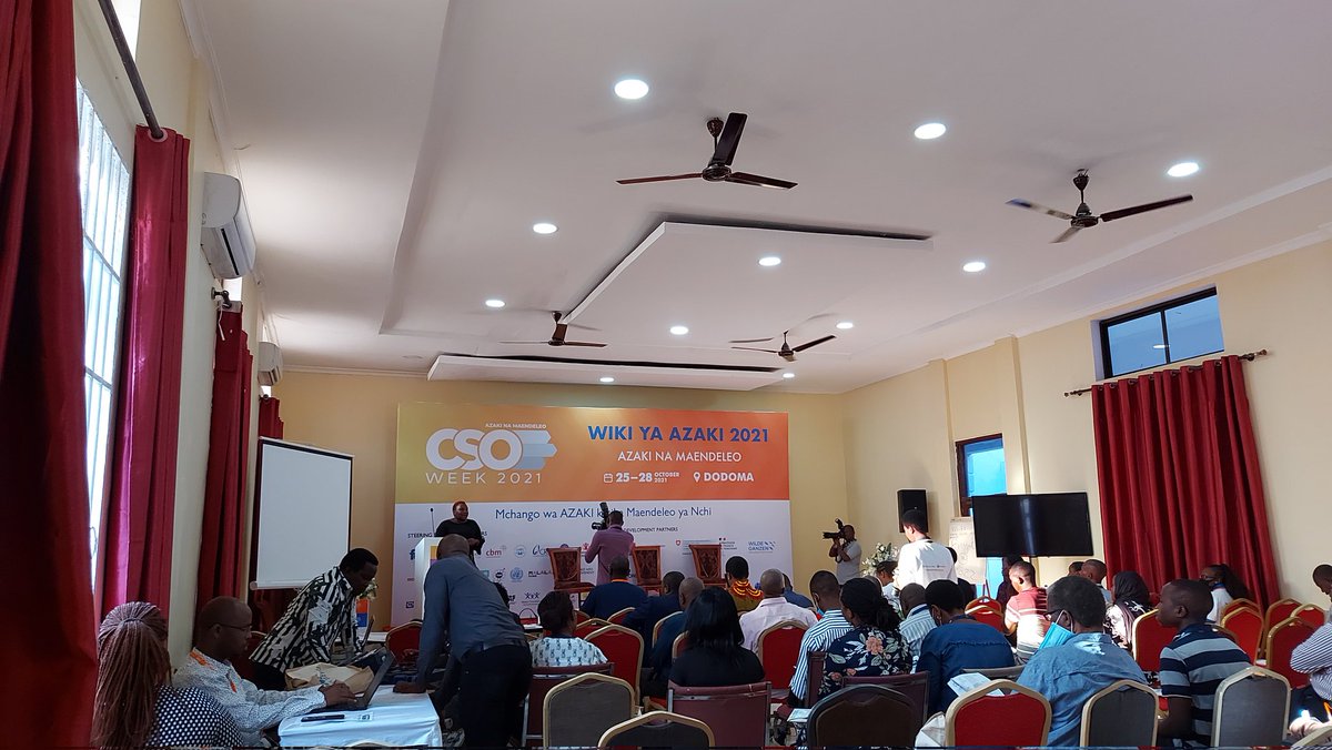 FadhyMtanga's tweet image. Clinic:  Adopting Digitalisation for CSOs  by @MediaConvergecy facilitated by @AD_Abinallah #CSOWeek2021
