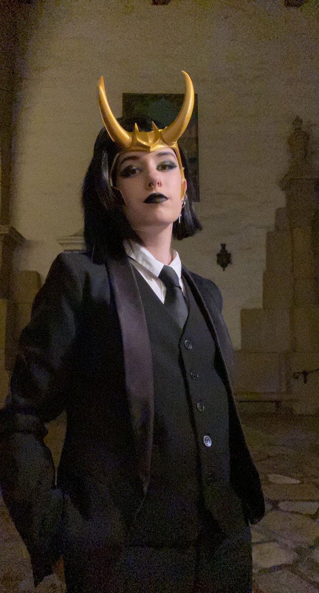 SailorSsbc's tweet photo. Ayo Halloween costume, what do y’all think?😳💚 https://t.co/nPR6U1K53B
