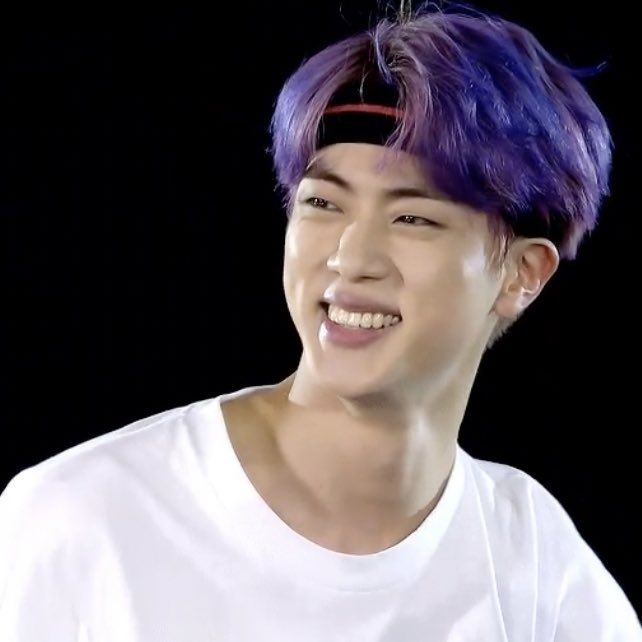 comfy_bts's tweet photo. Kim seokjin's beautiful smile - A heart melting thread~ https://t.co/tLY8icZJBK