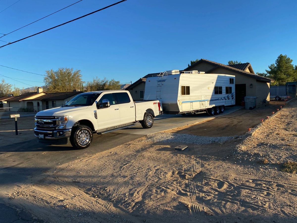 ContractorCurt's tweet image. Ready for riding! Streams will resume as scheduled on Monday! Have a good weekend everyone!