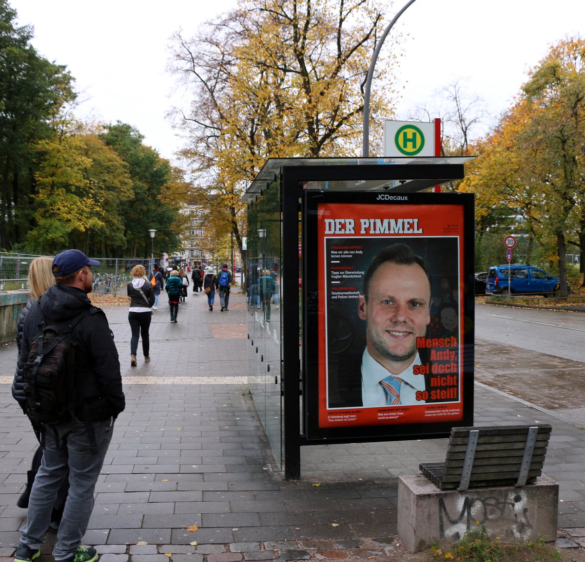 nervtjeden's tweet photo. Hoffentlich werden sich Opfer von krassen Beleidigungen und Morddrohungen künftig nicht mehr von der Polizei mit einem "da können wir leider nichts machen" abwimmeln lassen.

Persiflage einer Titelstory vom @derspiegel 
 #Pimmelgate https://t.co/Vxz3ojUyq2