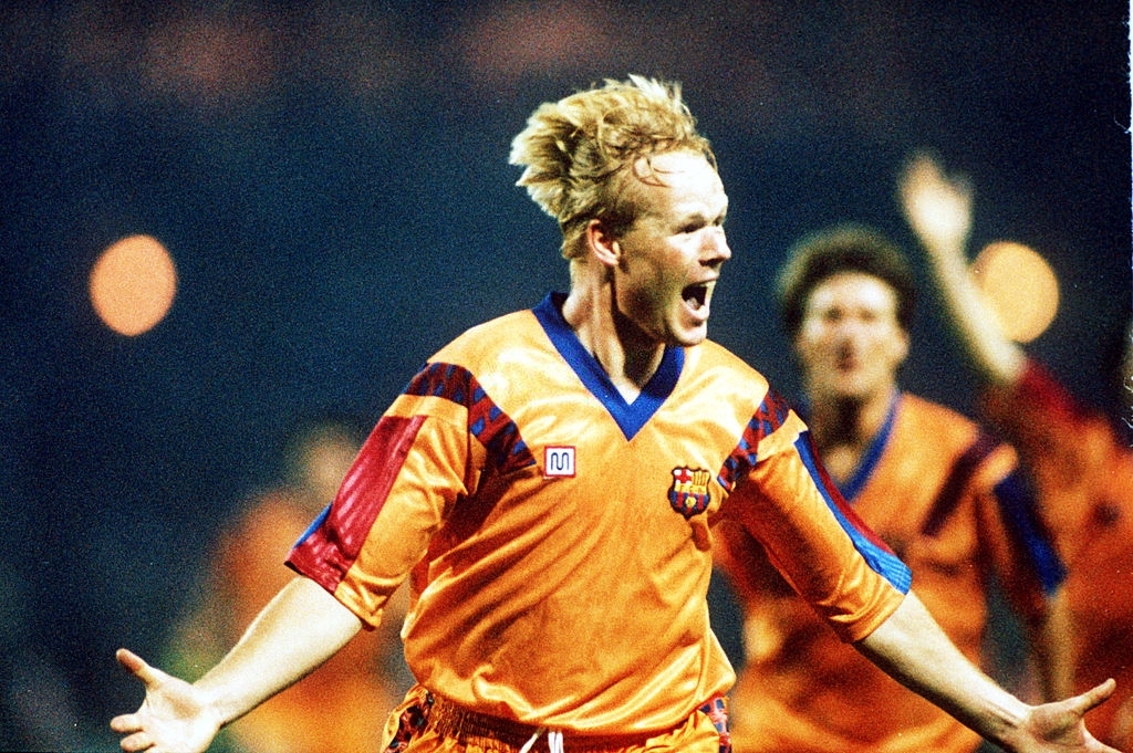 INIE8TAZO's tweet photo. Te recordaremos así. Leyenda inigualable de este club. 

Gracias, también, por haberlo intentado como entrenador en una etapa complicada, @RonaldKoeman 💙❤️ https://t.co/3qpfxfetLx