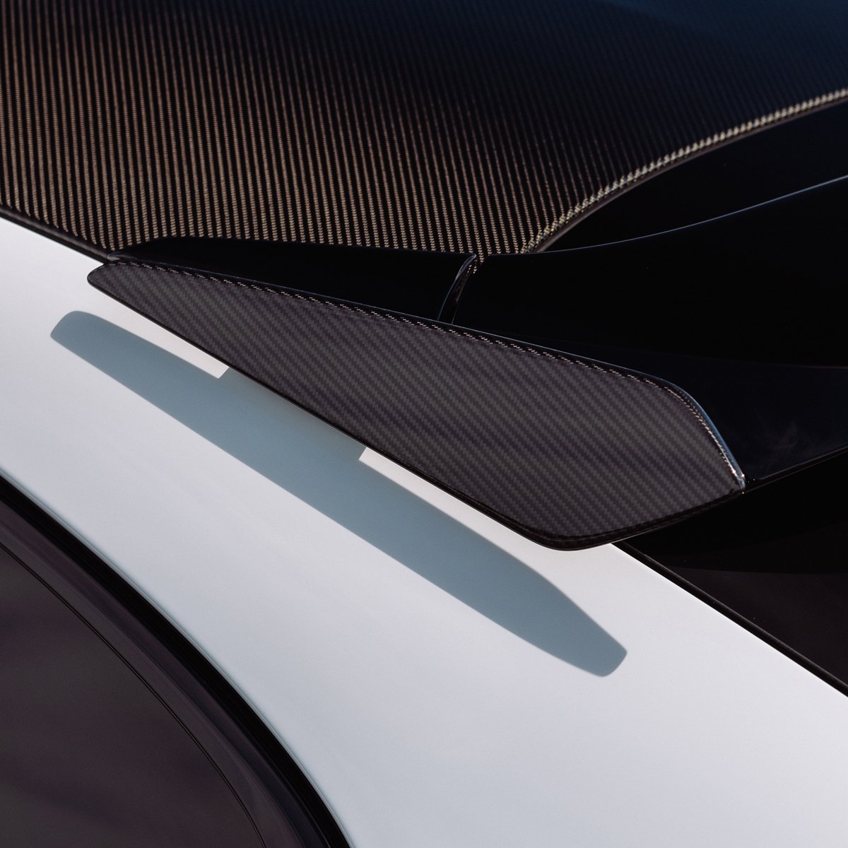 PorscheBeirut's tweet photo. The ultimate companion for your next driving adventure. From motorsport to the open road: the twin-turbo V8 engine, roof spoiler and carbon side blades ensure peak athletic performance, no matter the journey. Introducing the new #CayenneTurboGT.
#ShapedByPerformance #Lebanon https://t.co/Pmfk0Tuu6k