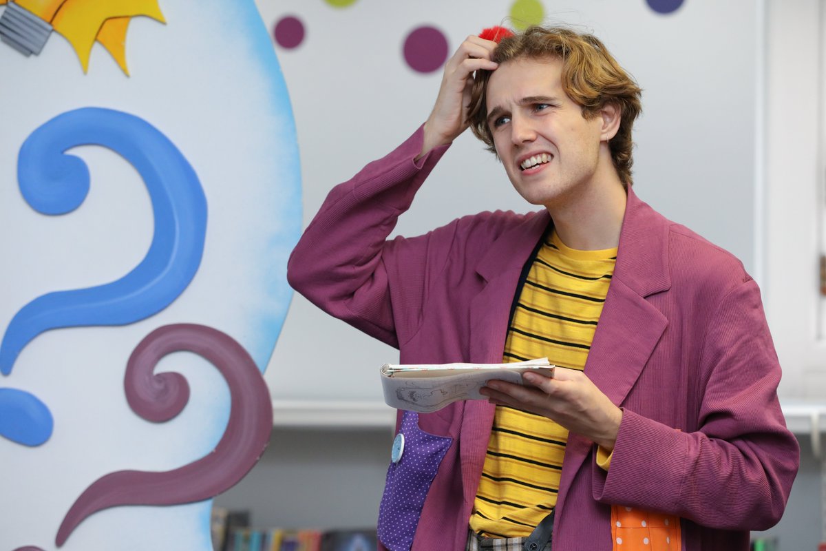 stalibrary_uk's tweet image. Fantastic photos of the Watford performance of ‘Book Sleuths in a Bind: A Very Puzzling Case’. We still have tickets available from £5 for this Sunday at 10am: 
bit.ly/HertsLibBookSl…

📸 James Leask Frazer #BookSleuths @teaselproductions
@Ruraltouring
@artscouncilofengland