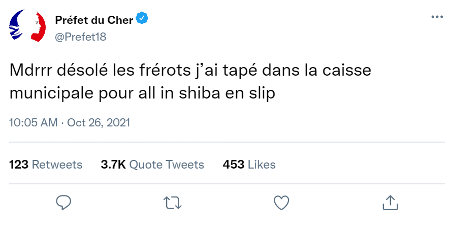 😹