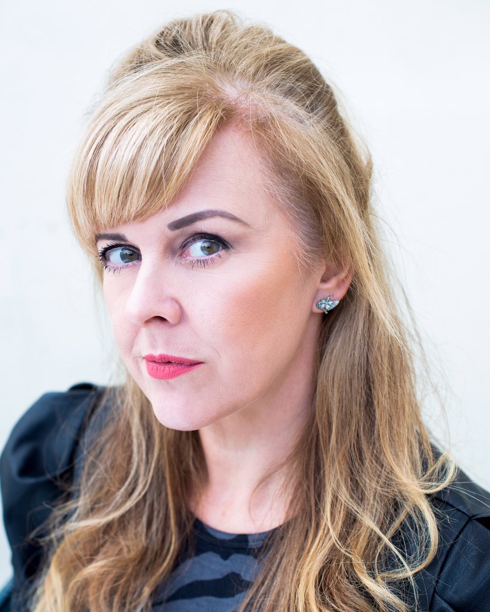 SarahDollyDear's tweet photo. @KateScottPics is just the best! I ❤️ my new head shots https://t.co/rrocDLUt0N