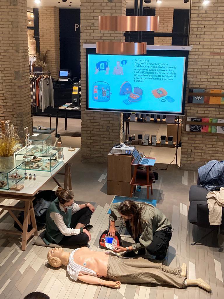 Anestesia Clínico Valencia tweet media