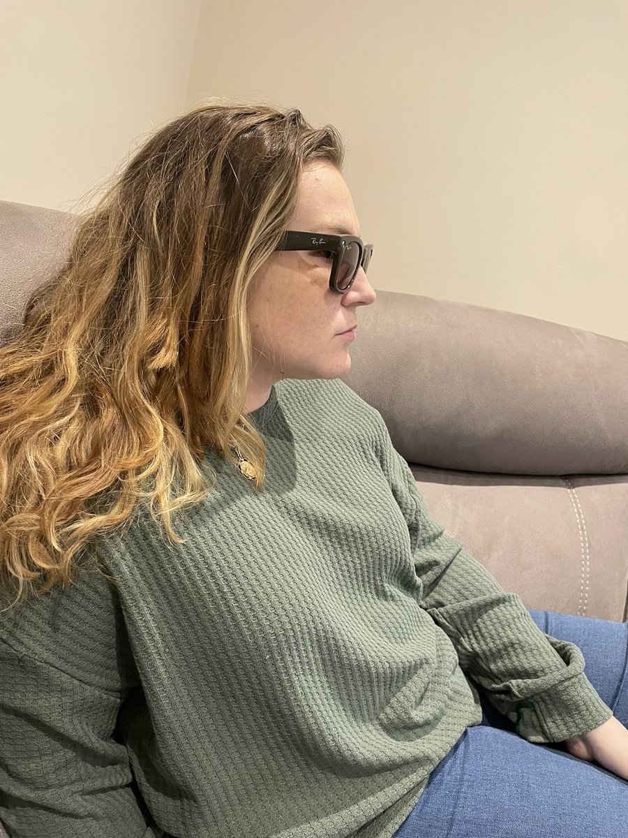 mollywatttrust's tweet photo. Molly is trialling these smart sunglasses what if anything can they bring to somebody living with #UsherSyndrome #Deafblind @ray_ban @Wayfarer @Facebook #FacebookView @MollyWattTalks https://t.co/kISYPcJo4c