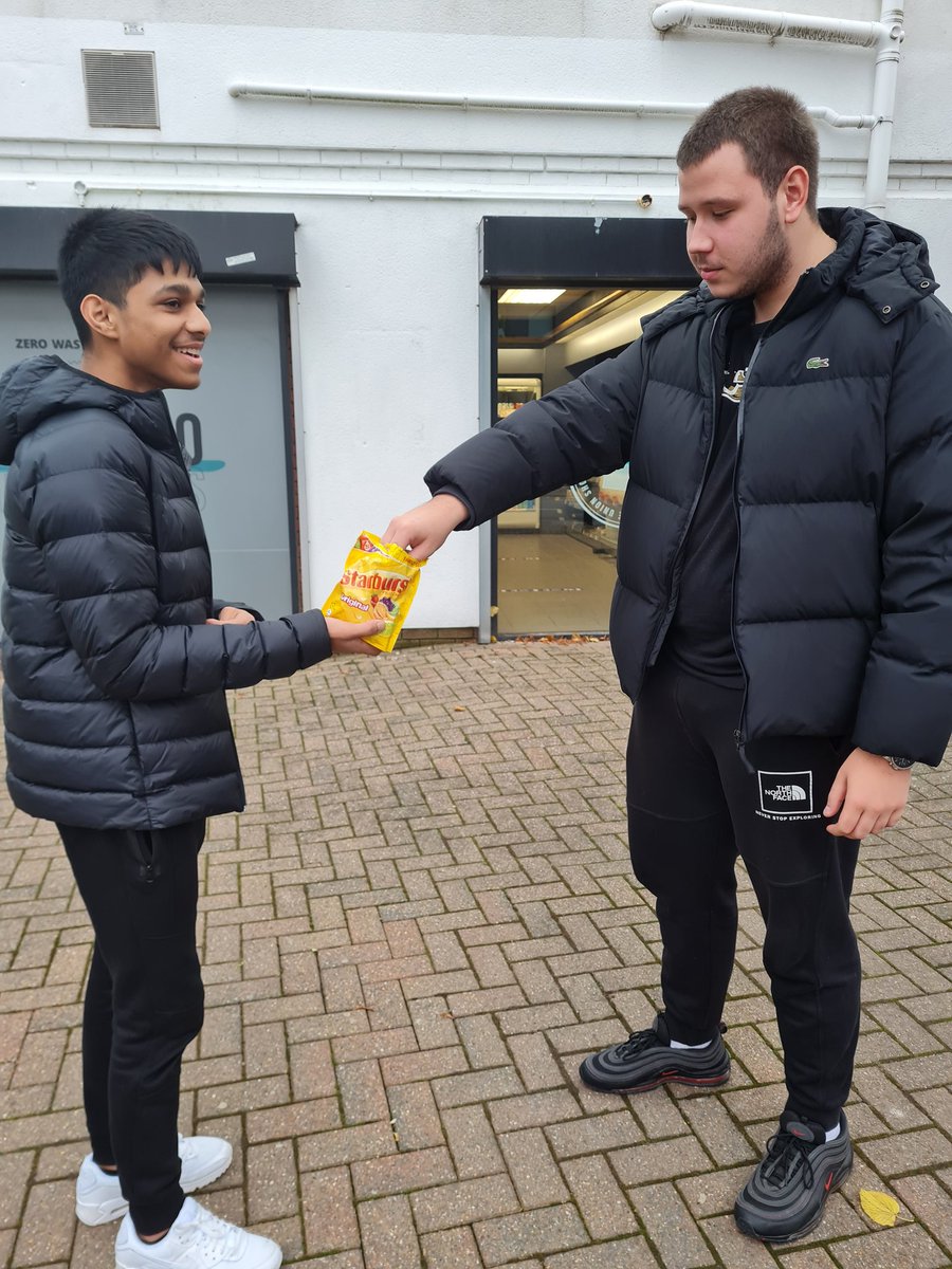 E4CodingNewbies's tweet image. Free sweets! Find us in a class and claim them before their gone!
~AA
#Actofkindness
#Computing4wc