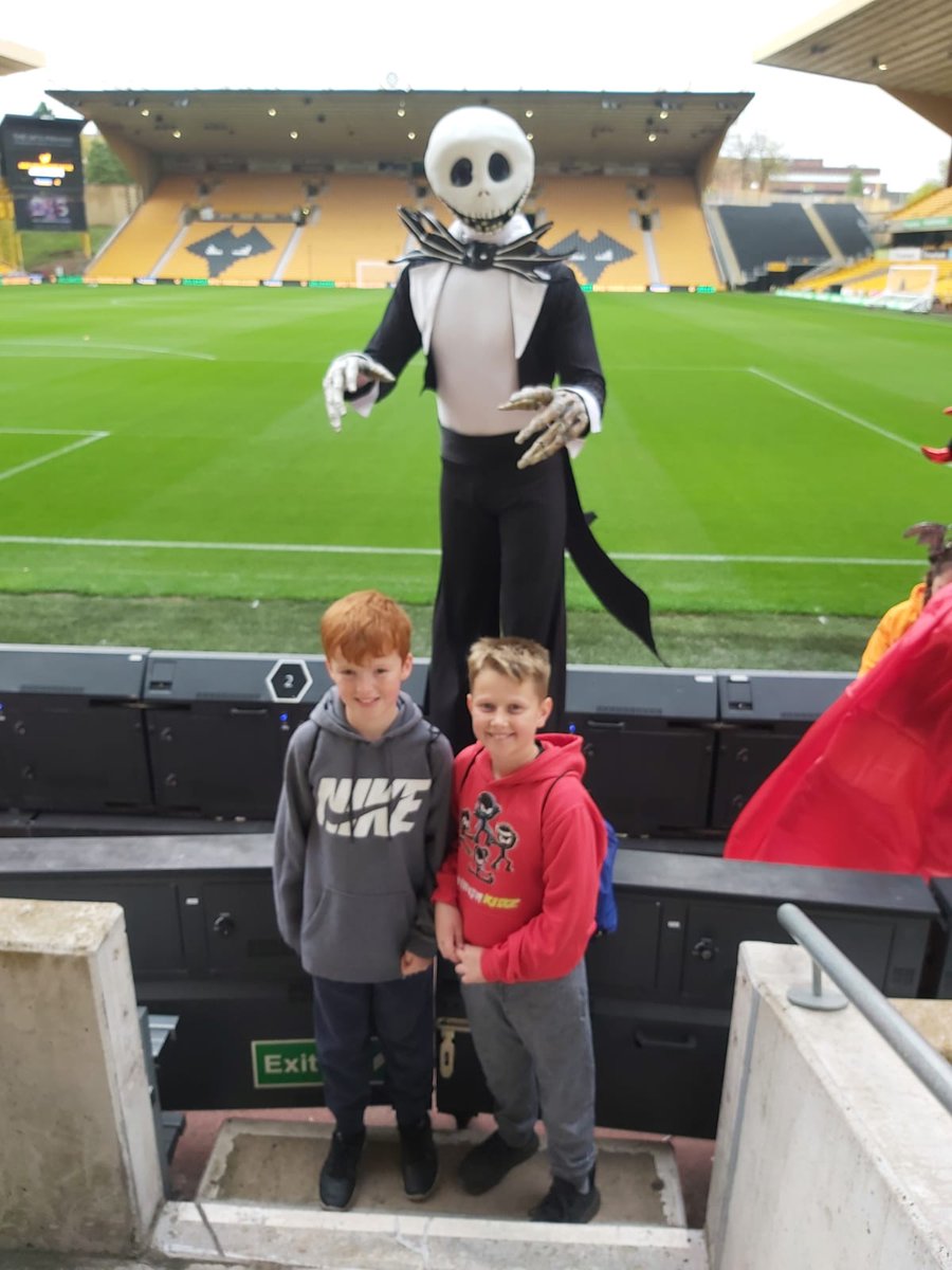 markyp31's tweet photo. #WolvesOTS https://t.co/fyt7sgnpUV
