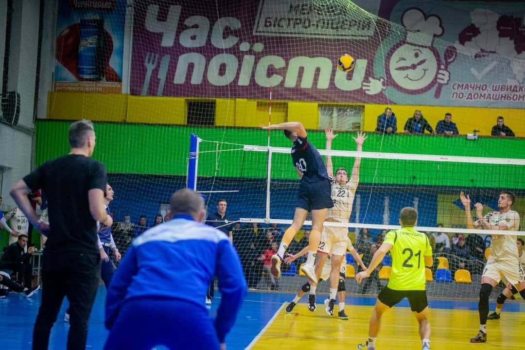 Ryabukha13's tweet photo. Ніколи не стає легше. Ти просто стаєш сильнішим / In never gets easier. You just get stronger.
@chicagobulls https://t.co/8AZ6z5SxWx